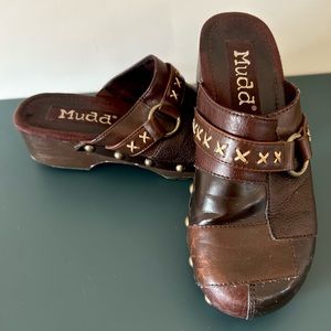 Y2K Mudd Clogs